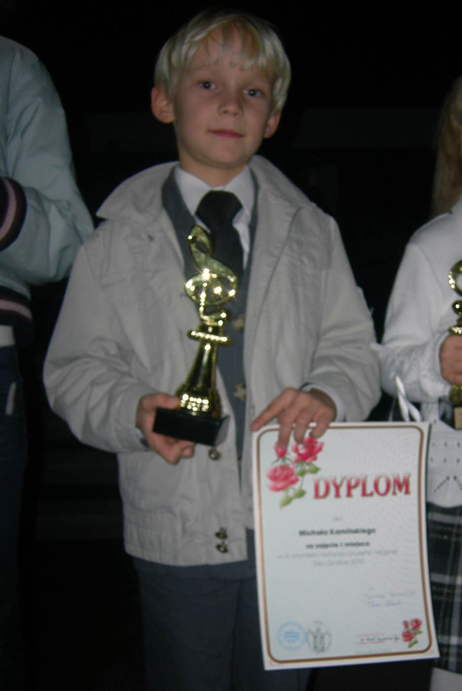 Chłopak do tańca i do różańca.