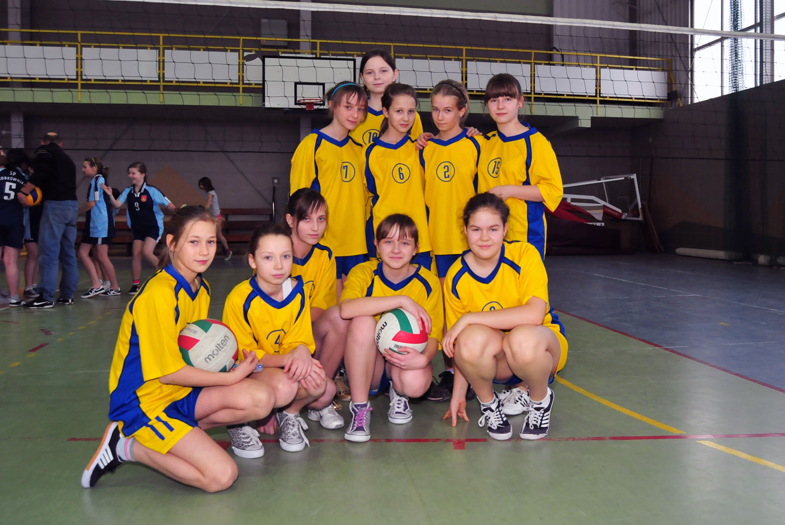 Udany występ siatkarek.