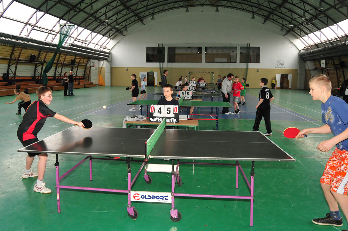 Udany występ tenisistów stołowych.