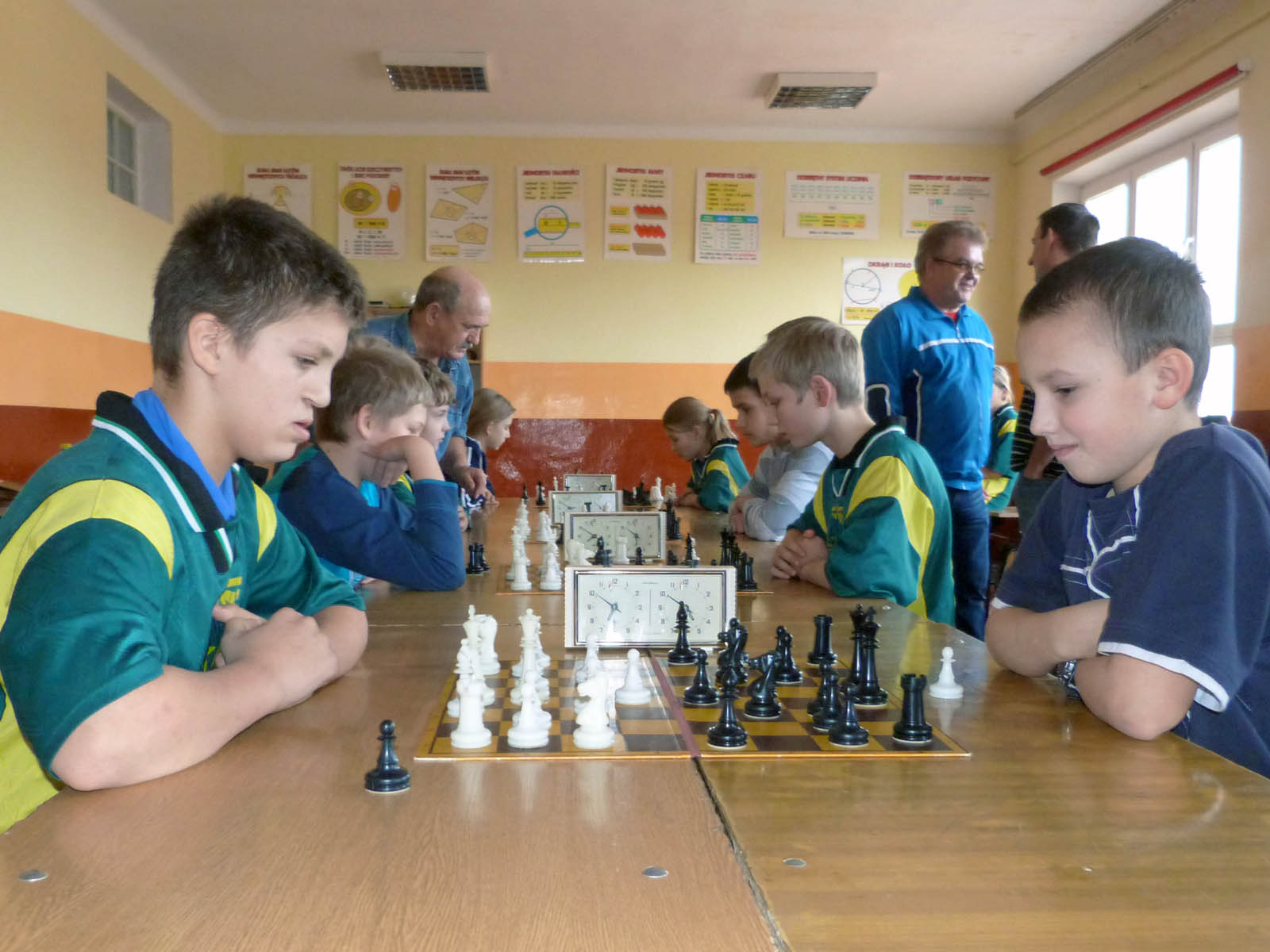 Mistrzostwa powiatu w szachach.