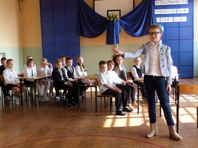 W Dniu Nauczyciela niegasnącego zapału i radości uczenia.