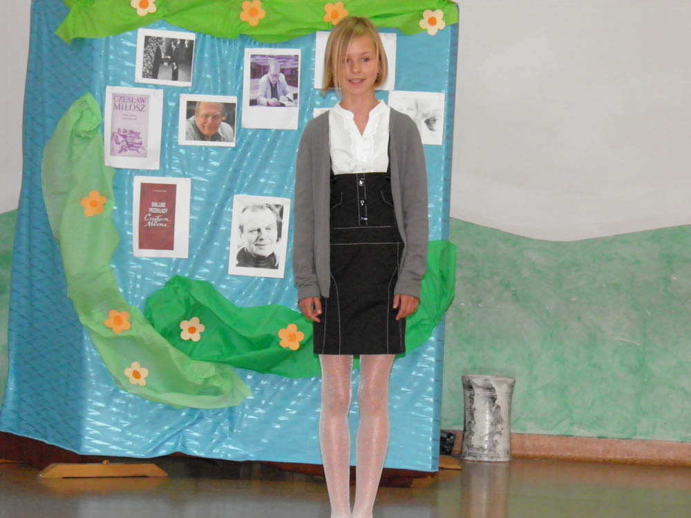 RECYTUJEMY POEZJĘ CZESŁAWA MIŁOSZA