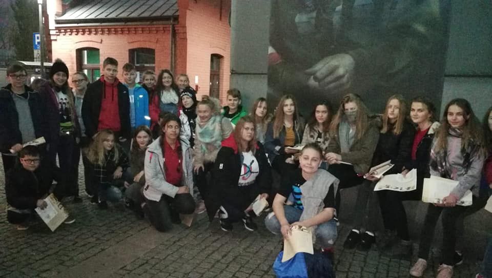 wycieczka do Muzeum Powstania Warszawskiego