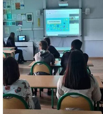 Bezpieczni w cyberprzestrzeni